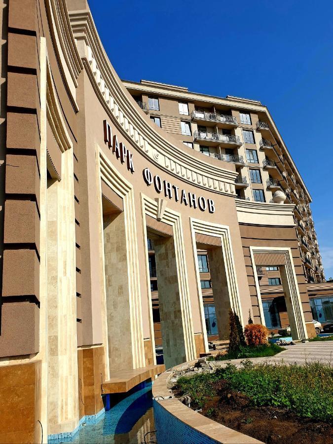Luxury Apartments Park Fontanov Fontanka Esterno foto